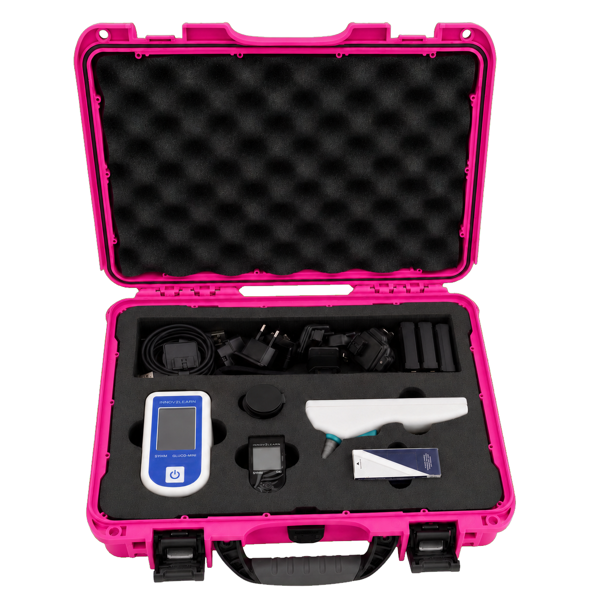La valigetta rosa dell'Euro Kit aperta, vista frontale: Gluco-mini, Oxi ed Ear-T nella spugna, con caricatori, adattatori e batterie nel loro scomparto